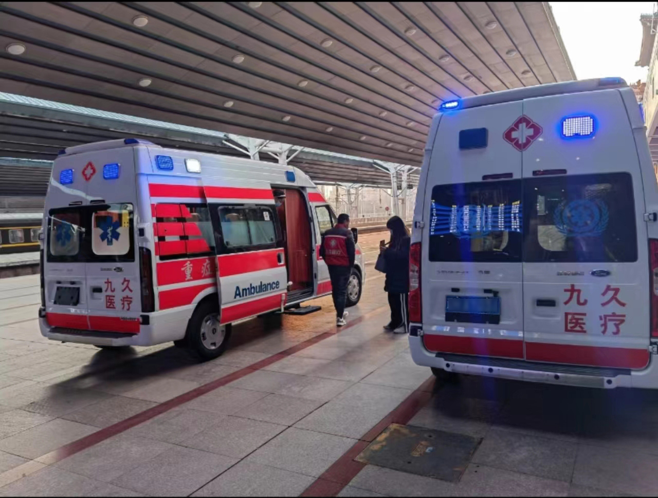 汪清县救护车长途转运